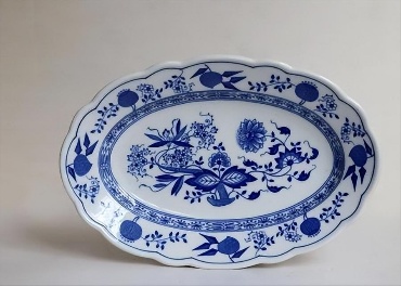 迈森釉下蓝洋葱纹餐盘